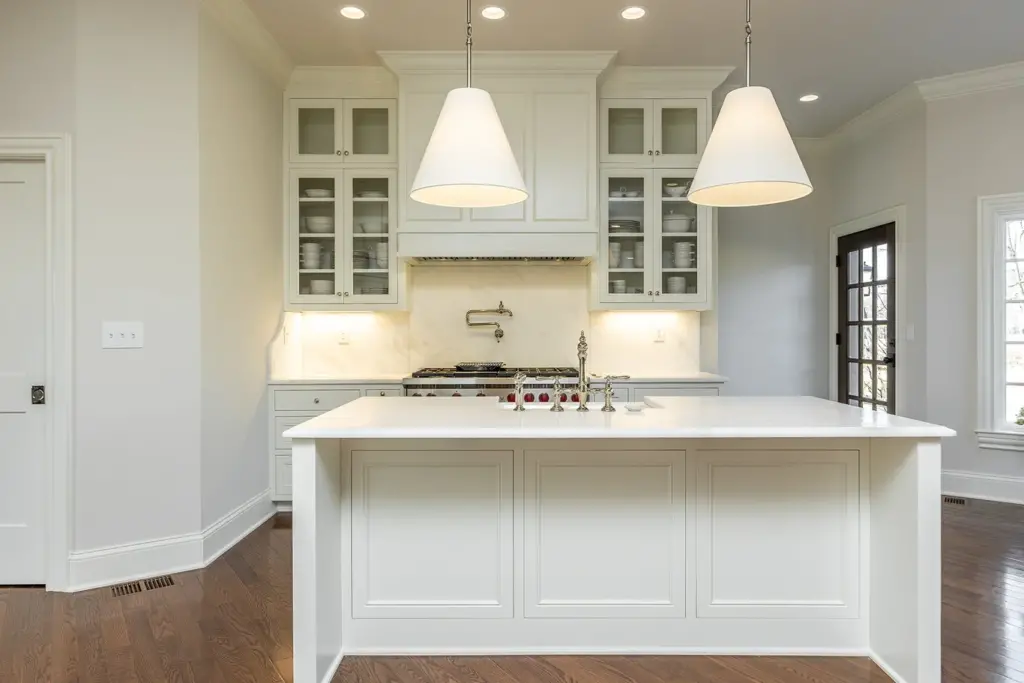 Backstretch Kitchen Cabinets - Cabinets on Main